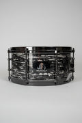 DrumZilla Komodo Maple Snare 13x6 Black Oyster - front angle with badge